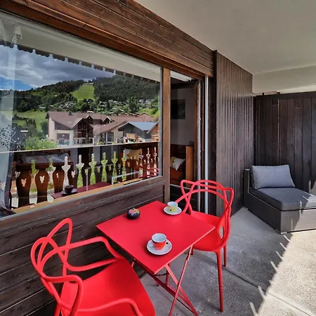 Vintage Chic -central, Wifi, Mountain View Les Carroz d'Araches